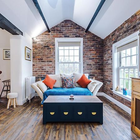 Belvedere House - Serene Countryside Escape - 4 Bedrooms Sleeps 8 Sandbach Exterior foto