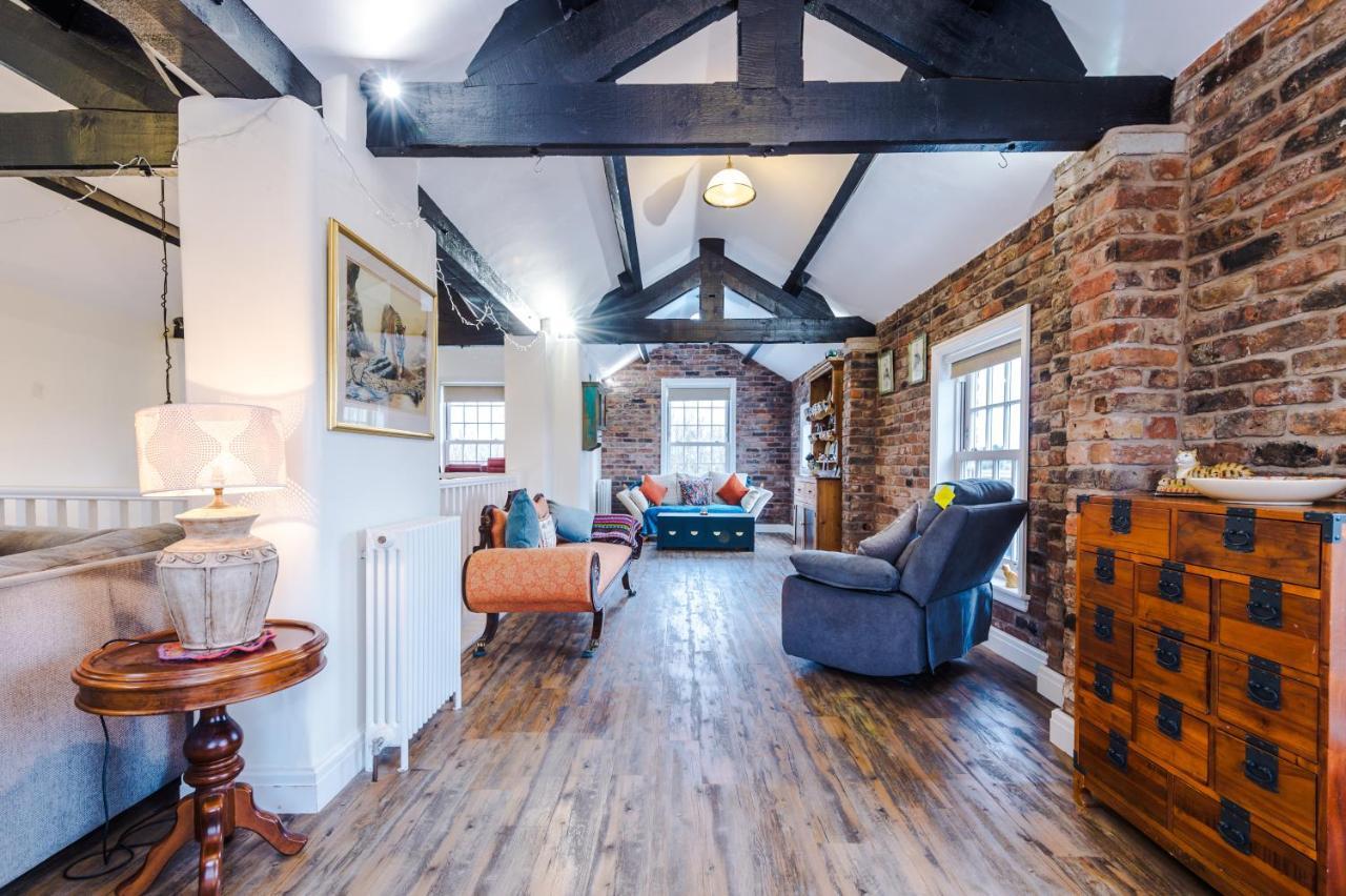 Belvedere House - Serene Countryside Escape - 4 Bedrooms Sleeps 8 Sandbach Exterior foto