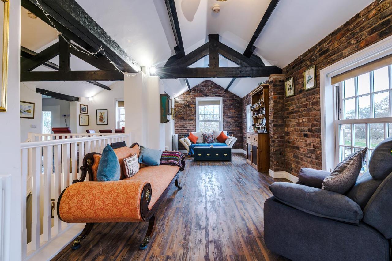 Belvedere House - Serene Countryside Escape - 4 Bedrooms Sleeps 8 Sandbach Exterior foto
