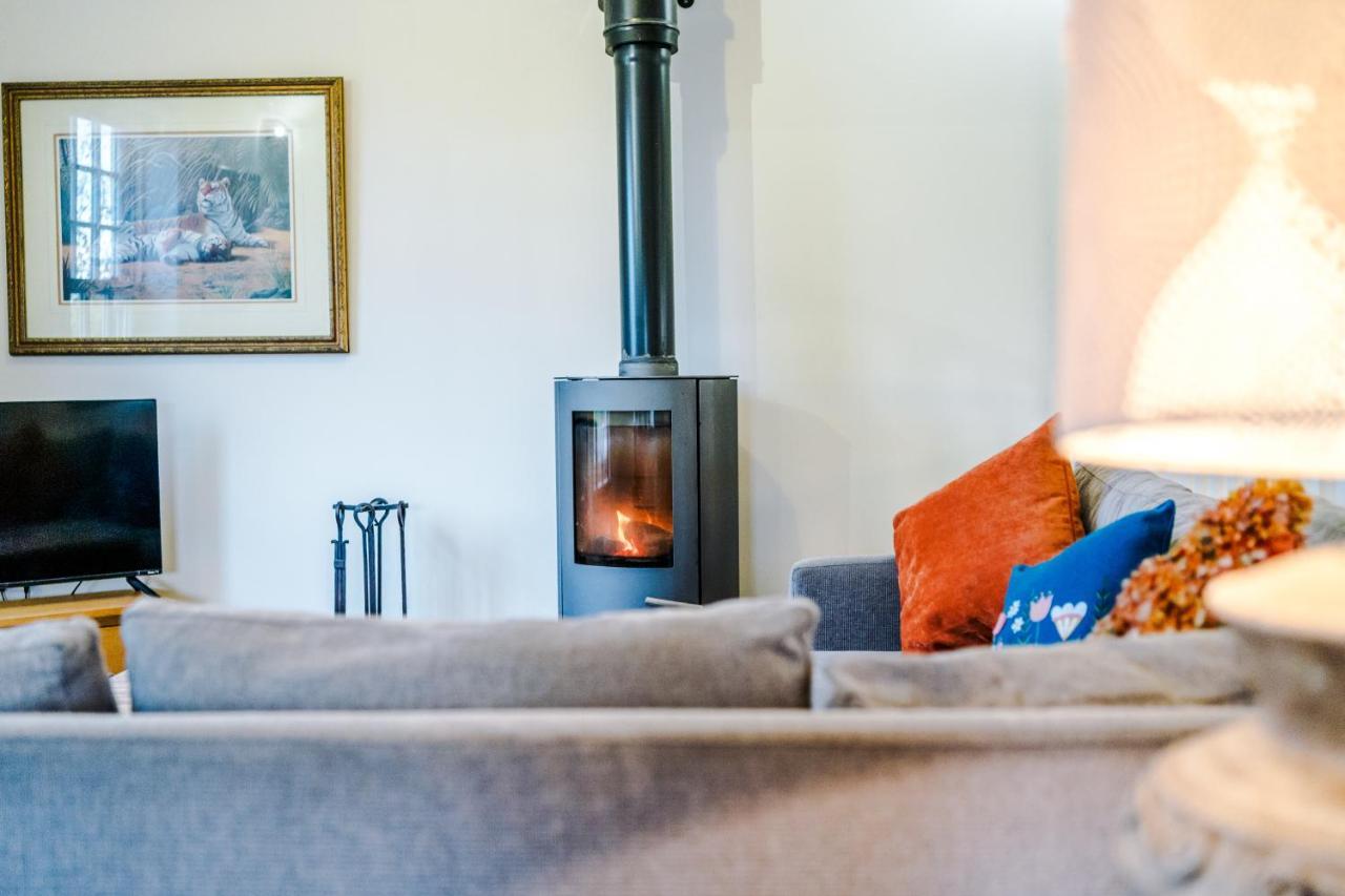 Belvedere House - Serene Countryside Escape - 4 Bedrooms Sleeps 8 Sandbach Exterior foto