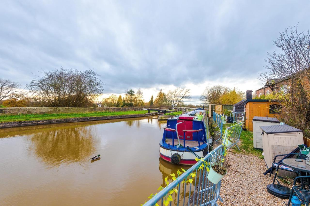 Belvedere House - Serene Countryside Escape - 4 Bedrooms Sleeps 8 Sandbach Exterior foto